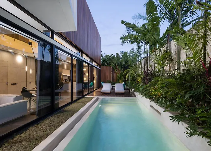 Villa Alex Complex N1 *