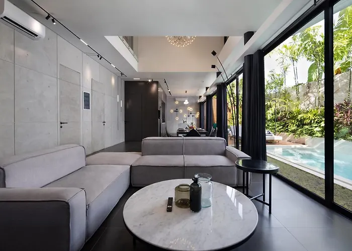 Alex Complex N1 Villa *