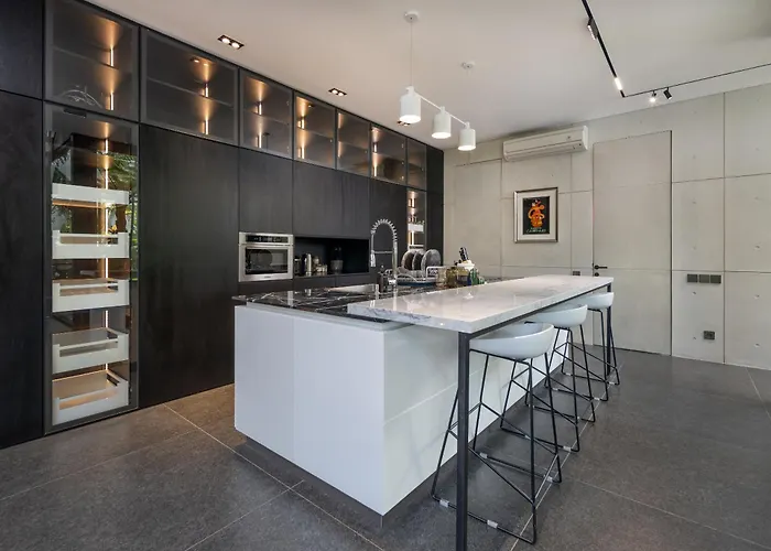 Alex Complex N1 * Canggu (Bali)