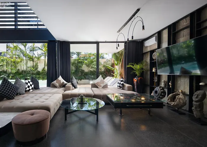 Villa Alex Complex N1 *